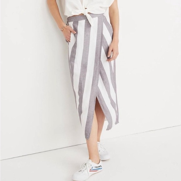 Madewell Dresses & Skirts - Madewell gray and white stripped overlay linen skirt